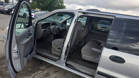 2003 Ford Windstar LX Standard