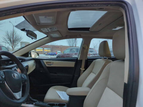 2015 Toyota Corolla LE Plus