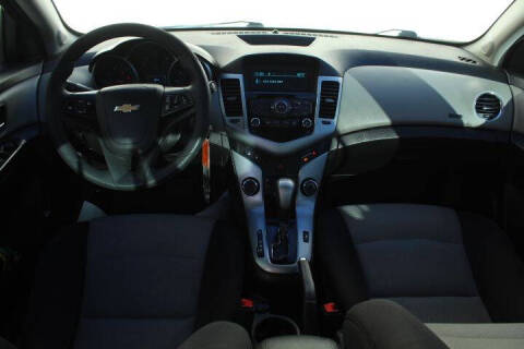 2013 Chevrolet Cruze LS Auto
