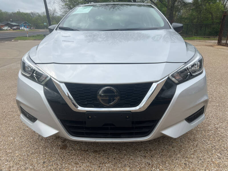 2020 Nissan Versa for sale at MENDEZ AUTO SALES in Tyler TX