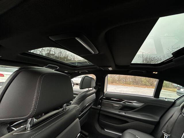 2020 BMW 7 Series 740i