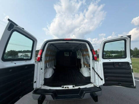 2020 GMC Savana 2500