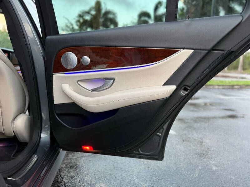 2018 Mercedes-Benz E-Class E 300