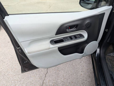 2014 Toyota Prius c Four