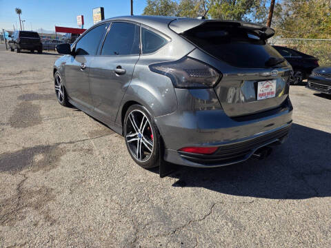 2018 Ford Focus ST