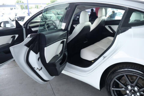 2020 Tesla Model 3 Long Range