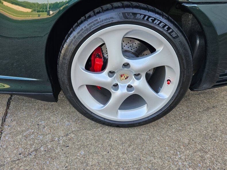 2004 Porsche 911