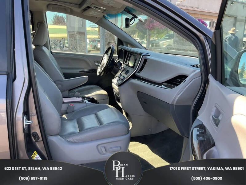 2016 Toyota Sienna
