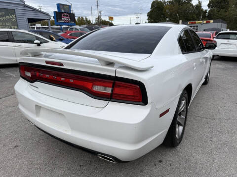 2013 Dodge Charger SE