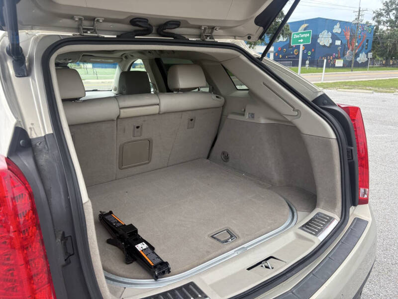 2010 Cadillac SRX Luxury Collection