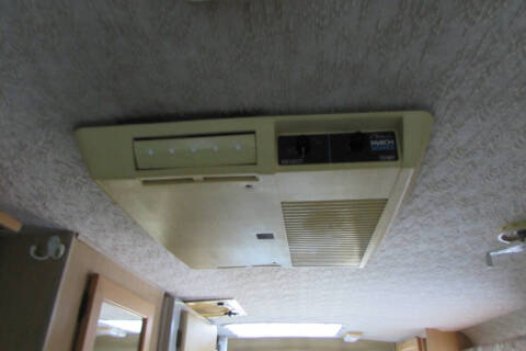 2001 Winnebago Rialta