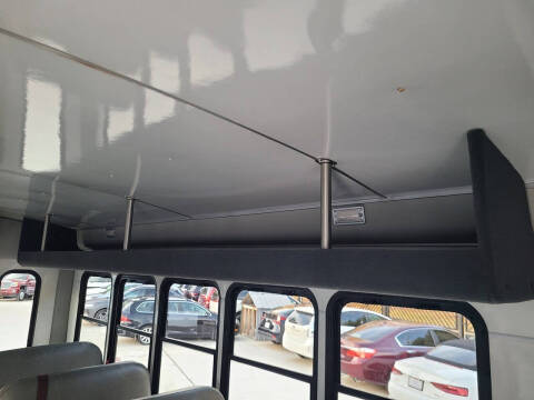 2016 Ford E-Series E-350 SD