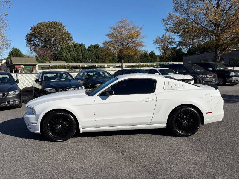 2014 Ford Mustang V6