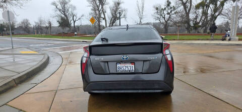 2016 Toyota Prius Two