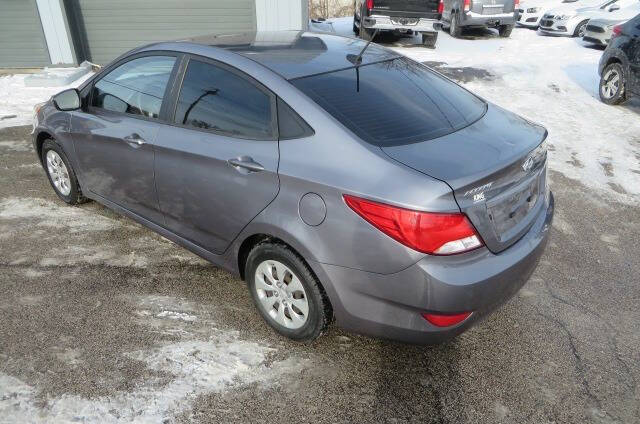 2016 Hyundai Accent SE