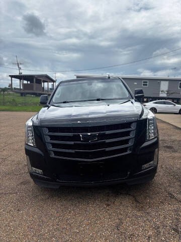 2016 Cadillac Escalade Standard