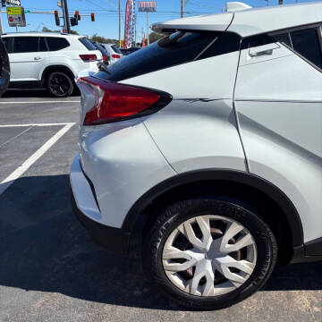 2020 Toyota C-HR XLE