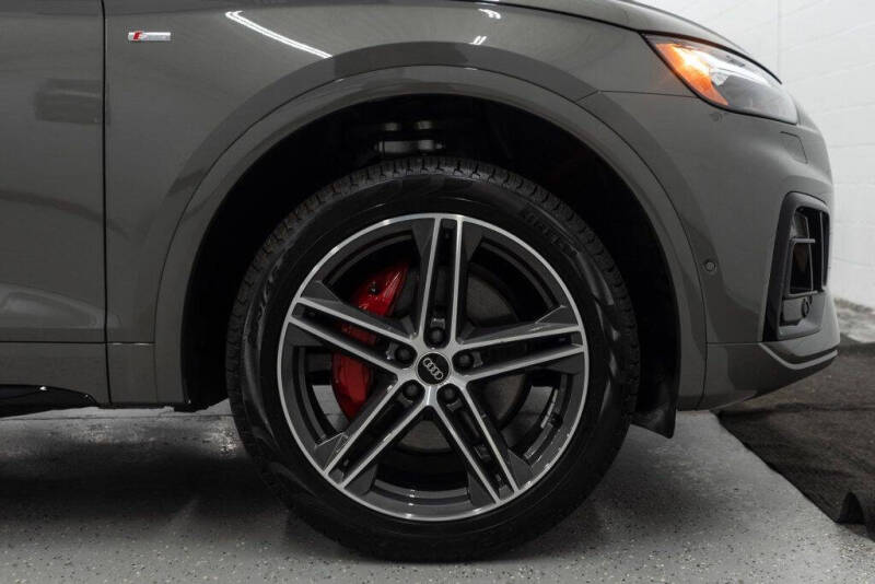 2024 Audi Q5 e quattro S line Prestg 55 TFSI