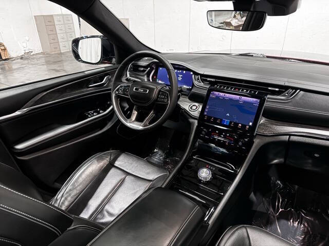 2023 Jeep Grand Cherokee Overland