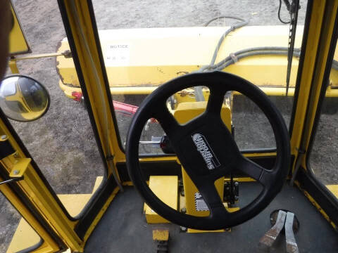 2012 Superior Broom SM80J Propelled Sweeper