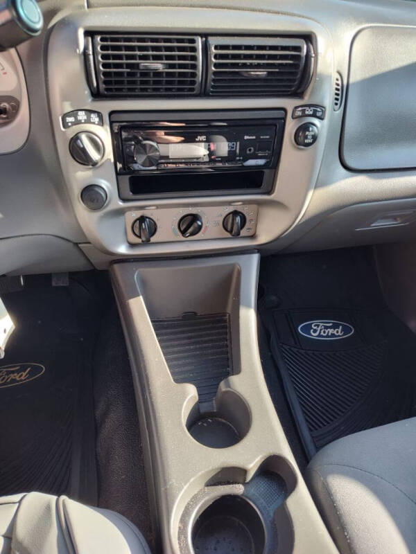 2005 Ford Explorer Sport Trac