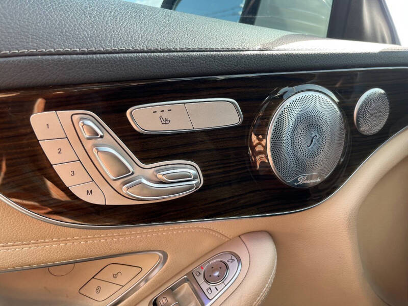 2019 Mercedes-Benz C-Class C 300