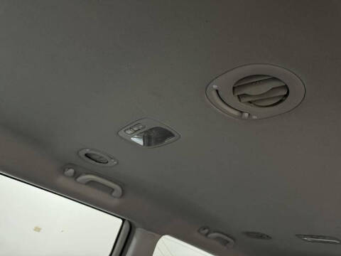 2007 Hyundai Entourage SE