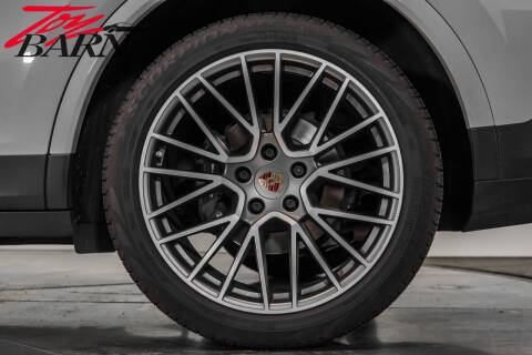 2023 Porsche Cayenne Coupe Platinum Edition