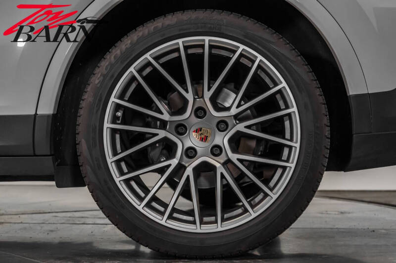 2023 Porsche Cayenne Coupe Platinum Edition