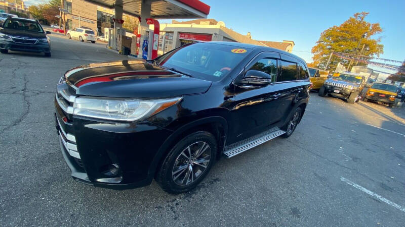 2018 Toyota Highlander for sale at Elmora Auto Sales in Elizabeth NJ