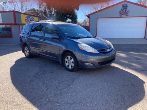 2009 Toyota Sienna for sale at FUTURES FINANCING INC. in Denver CO
