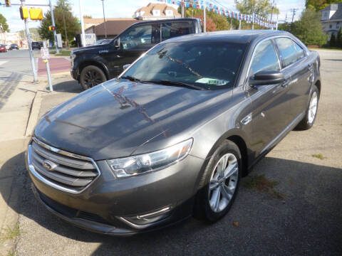 2015 Ford Taurus SEL