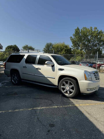 2014 Cadillac Escalade ESV Luxury