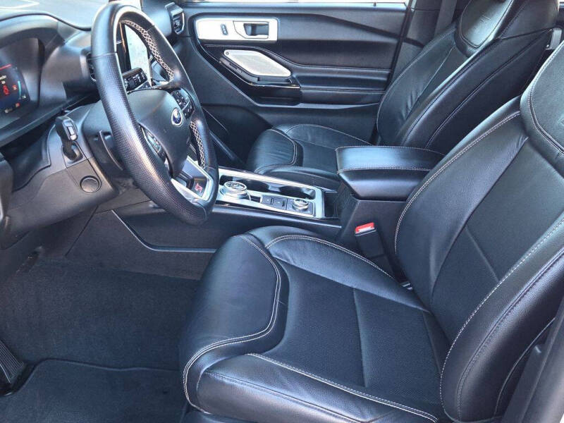 2021 Ford Explorer ST