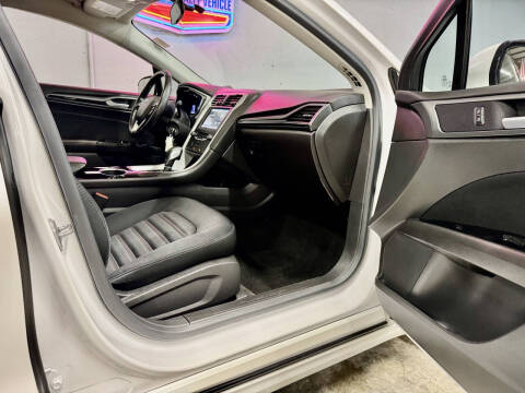 2013 Ford Fusion Hybrid SE