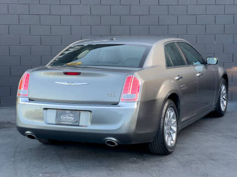 2011 Chrysler 300 Limited