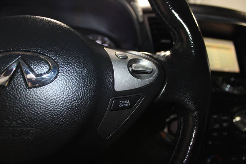 2012 Infiniti FX35