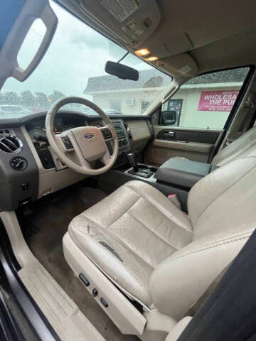 2011 Ford Expedition XLT