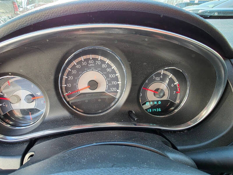 2012 Chrysler 200 LX