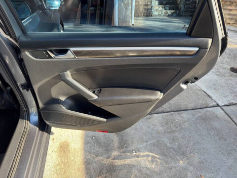 2016 Volkswagen Passat 1.8T SE