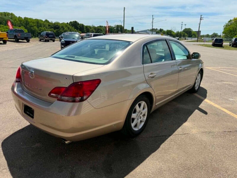 2008 Toyota Avalon XL