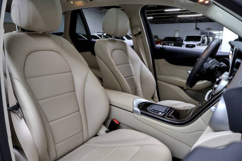 2022 Mercedes-Benz GLC GLC 300