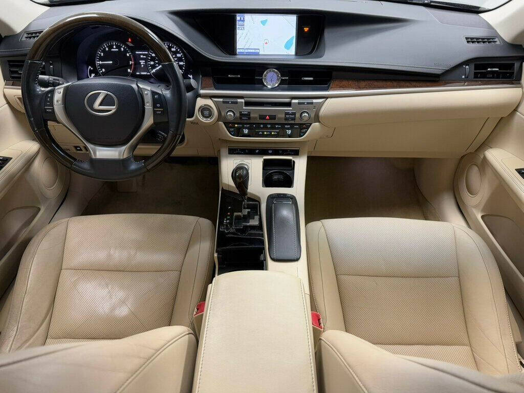 2014 Lexus ES 350 for sale at Conway Imports in   Streamwood, IL