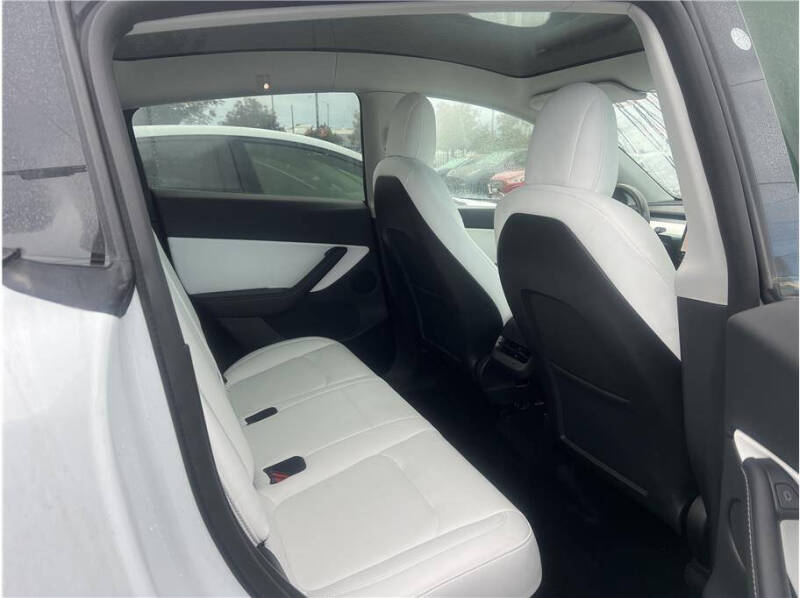 2022 Tesla Model Y Long Range