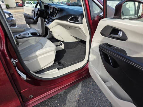 2021 Chrysler Pacifica Touring L