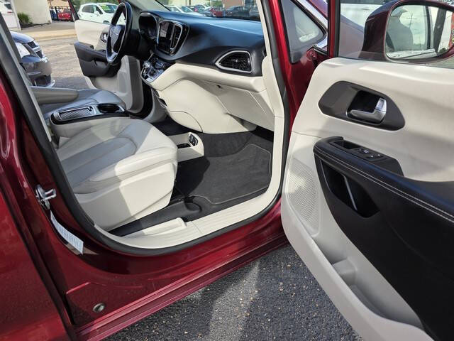 2021 Chrysler Pacifica Touring L