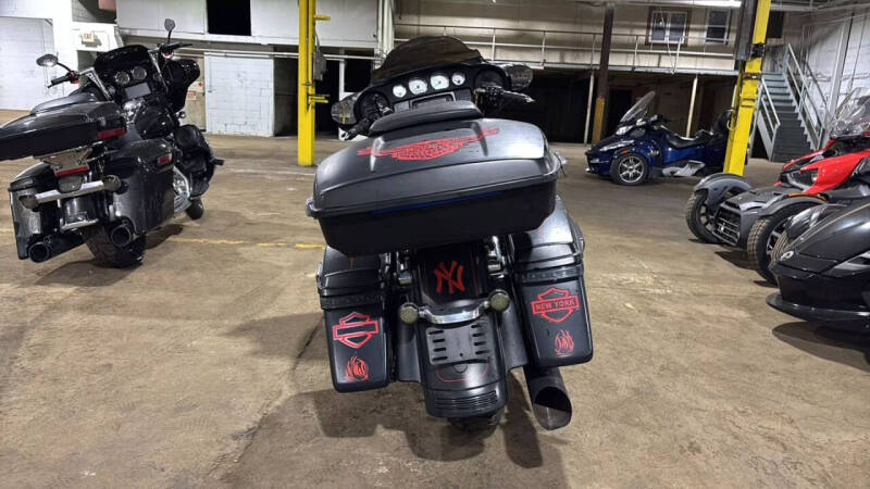 2016 Harley-Davidson Street Glide Special