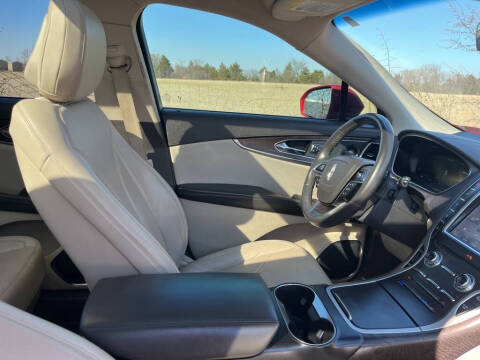 2020 Lincoln Nautilus Reserve