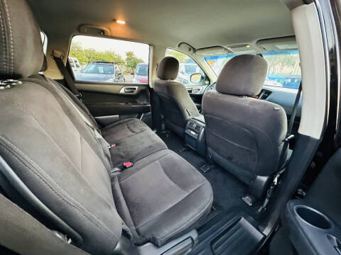 2016 Nissan Pathfinder S