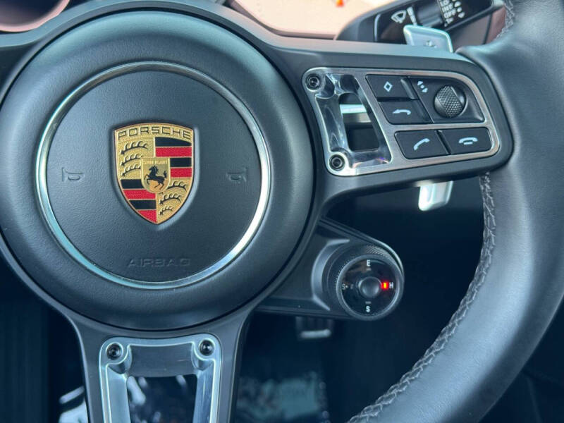 2021 Porsche Cayenne Turbo S E-Hybrid Coupe